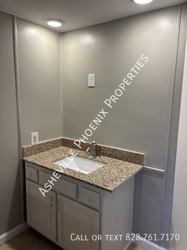 Building Photo - 29 Linda Vista Dr