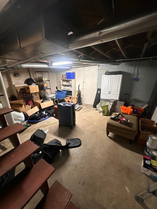 Additional storage - 1420 Meadow Rd