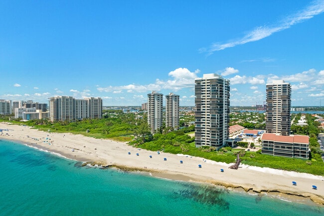 Building Photo - 4050 N Ocean Dr