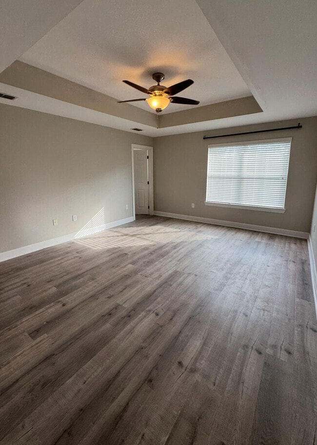 Building Photo - 20 Bald Eagle Ct