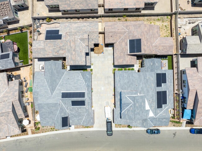 Building Photo - 12639 Elizabeth Wy