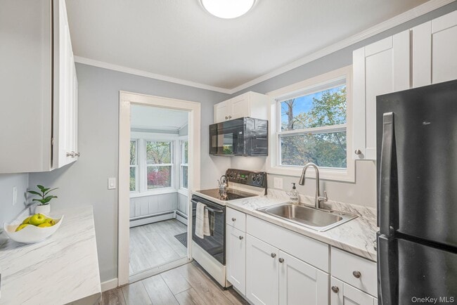 Building Photo - 120 Lookout Dr