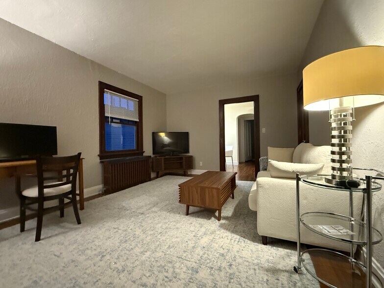 Building Photo - 6322 Hamilton Ave