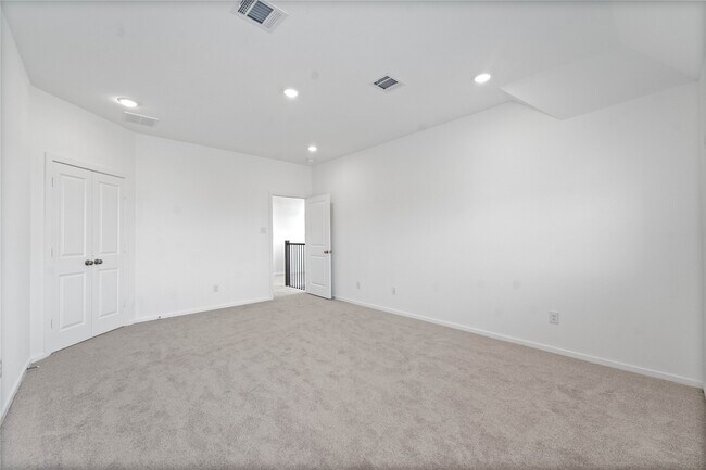 Building Photo - 6415 Laguna Terra Dr