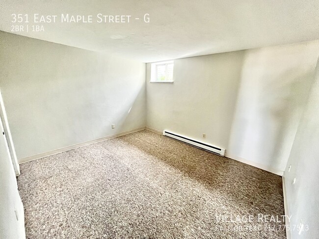 Building Photo - Affordably Priced 2-Bed with eat-in kitche...