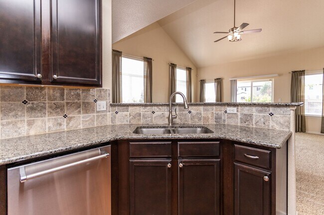 Building Photo - Spacious 5-Bedroom Home with Finished Base...