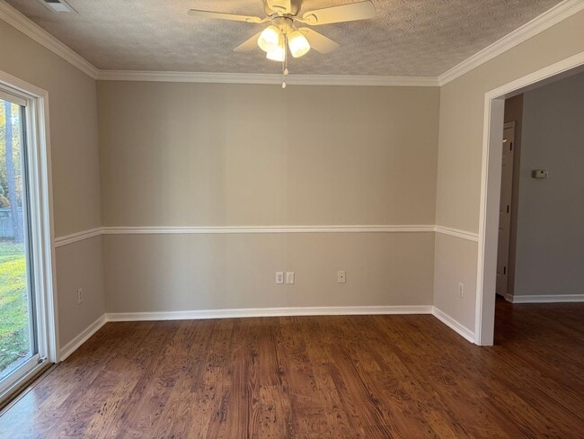 Building Photo - Beautiful home in Tucker Creek