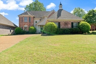 Building Photo - 20 Pine Meadows Ln