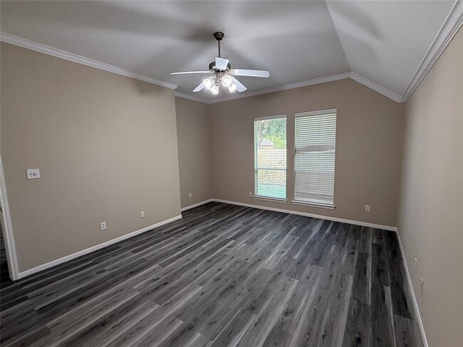 Building Photo - 22035 Emerald Run Ln