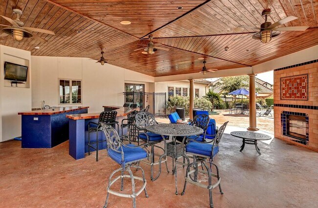 Building Photo - 11829 Terraza Cir