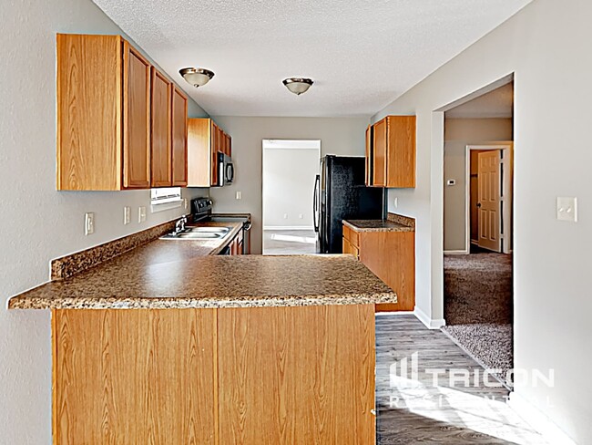 Building Photo - 10436 Apple Creek Dr