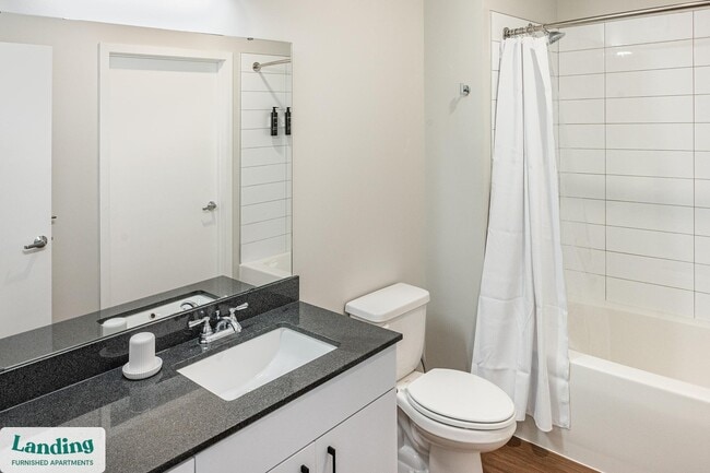 Building Photo - 1600 NW 38th St