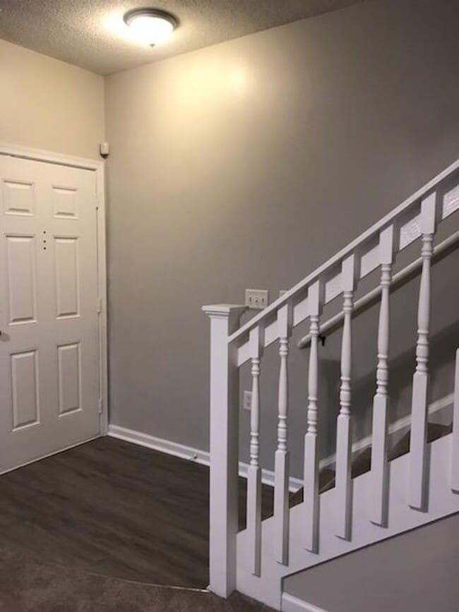 Building Photo - TARLETON OAKS