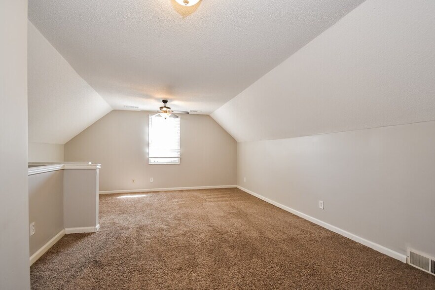 Building Photo - 1790 Malabar Dr