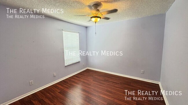 Building Photo - 13628 Tetherline Trail