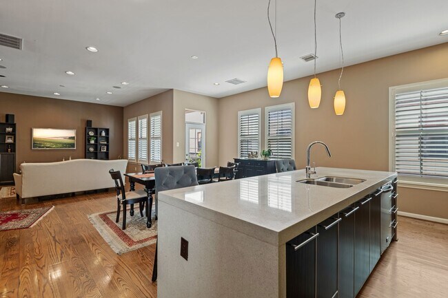 Building Photo - 3935 Gibson St