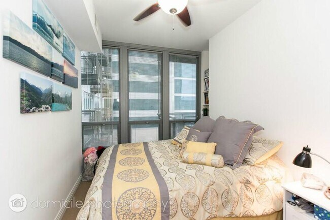 Building Photo - 565 W Quincy St