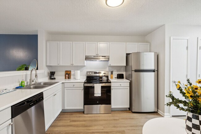 Building Photo - 3504 Carlson Bay Ct