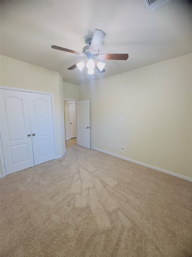 Building Photo - 26327 Cedar Pine Dr