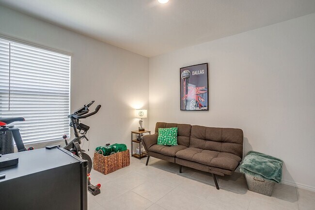 Building Photo - 6329 Becker Ave