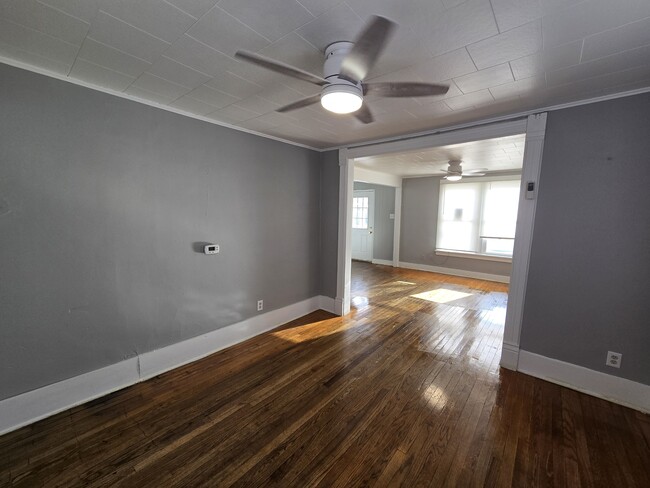 Building Photo - 214 2nd St SW