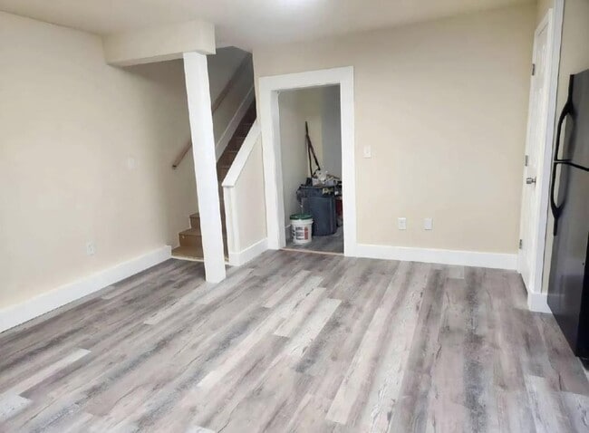 Building Photo - 212 S Dunlop St