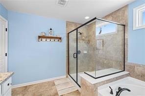 Building Photo - 496 Spring View Dr