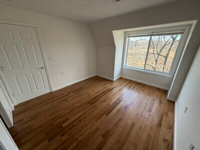 Building Photo - 332 Jamaicaway