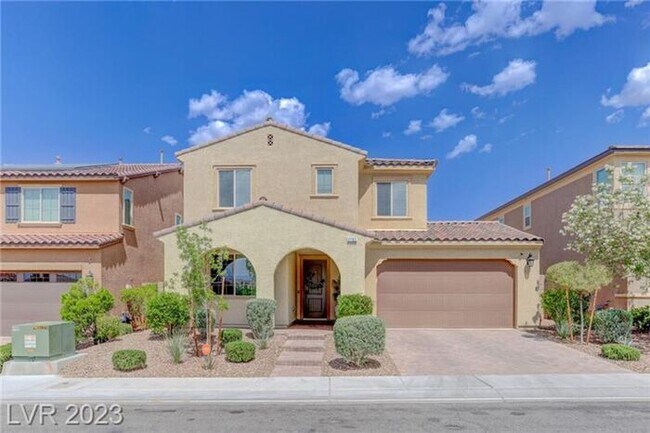 Building Photo - Beautiful Inspirada Home with Two Primary Suites & Private Pool