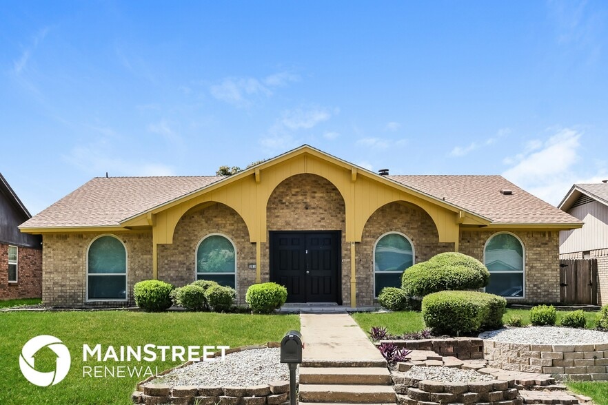 Primary Photo - 1816 Christopher Dr