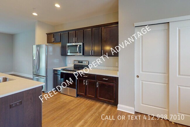 Building Photo - Arden Farms - 2BD Townhome