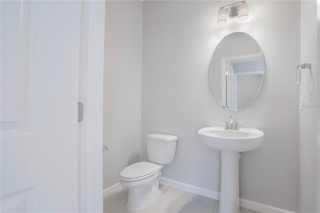 Building Photo - 628 Pothos St