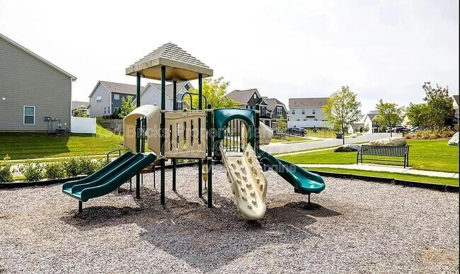 Building Photo - 1410 Bramblewood Dr