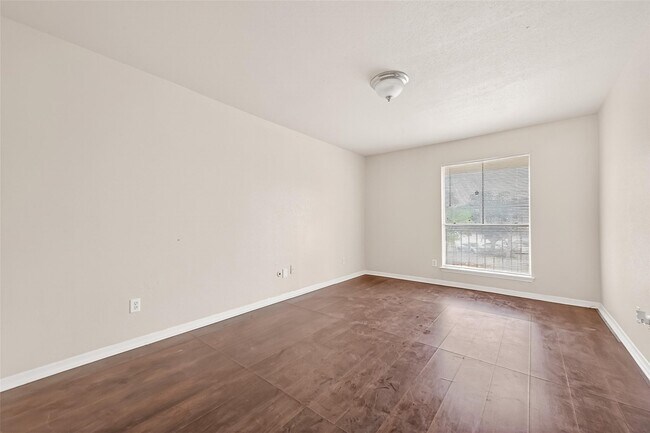 Building Photo - 9350 Country Creek St