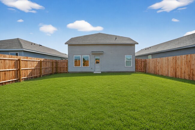 Building Photo - Private Bedroom for Rent – 5 Minutes from Texas A&M–San Antonio!