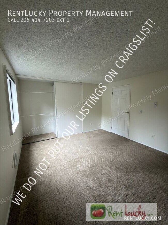 Building Photo - 12510 NE 117th Pl