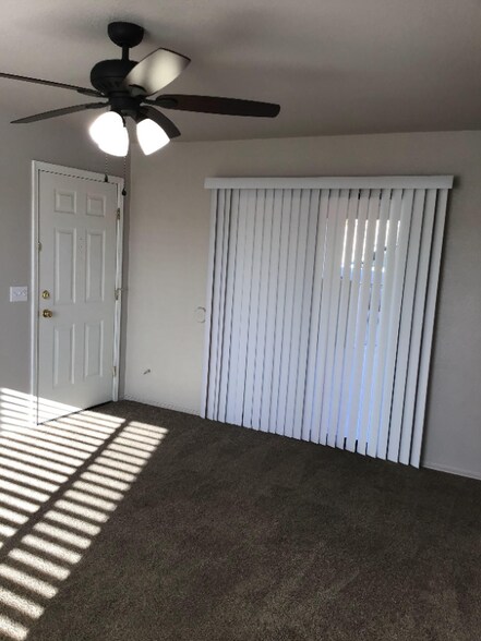 Building Photo - 2931 Sombrero Dr