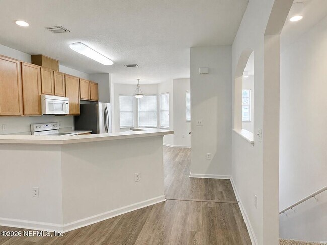 Building Photo - 5663 Greenland Rd