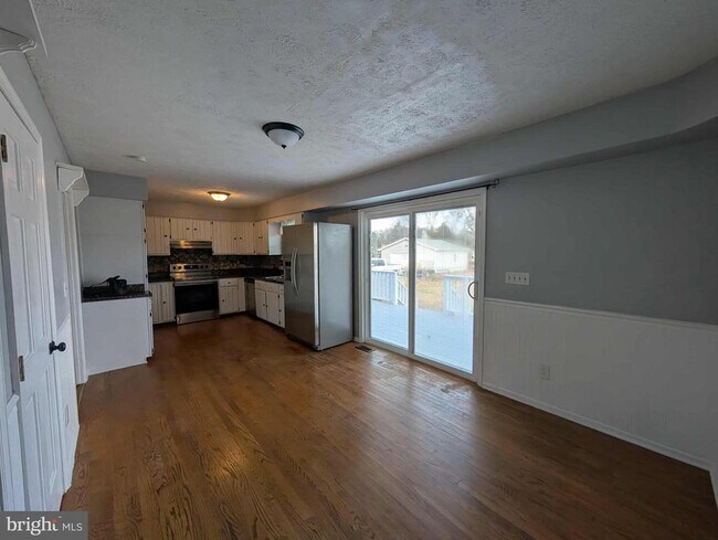 Building Photo - 6810 Crescent Ridge Ct