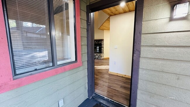 Building Photo - 54315 Pine Crest Ave