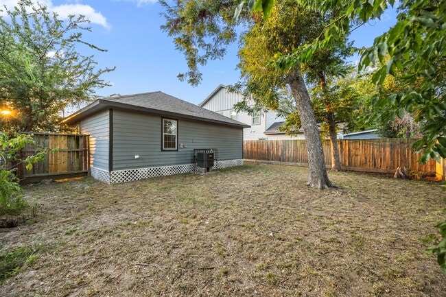 Building Photo - 6710 Mcwilliams Dr