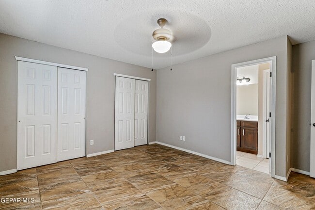 Building Photo - 14336 Desert Sage Dr