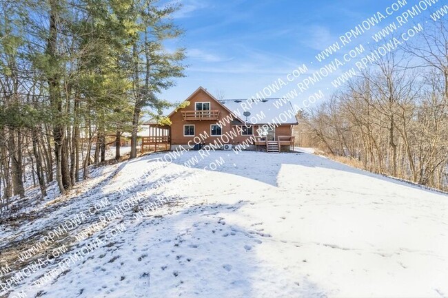 Building Photo - PRIVATE ACREAGE! 3 Bed, 2.5 Bath Home in B...