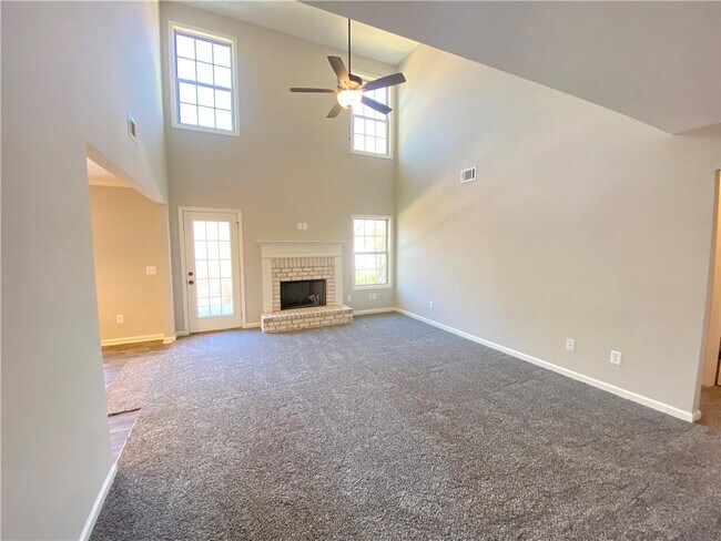 Building Photo - 1757 Miller Springs Dr