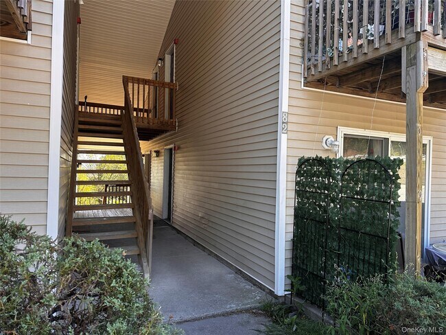 Building Photo - 82 High St