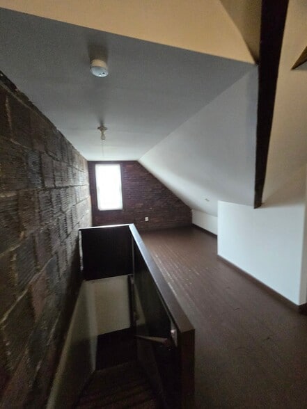 Building Photo - 3931 Bell St