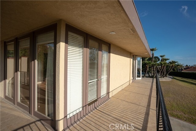 Building Photo - 984 La Cresta Pl