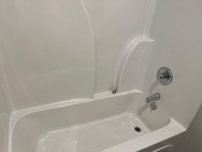 Building Photo - 7441 4th St