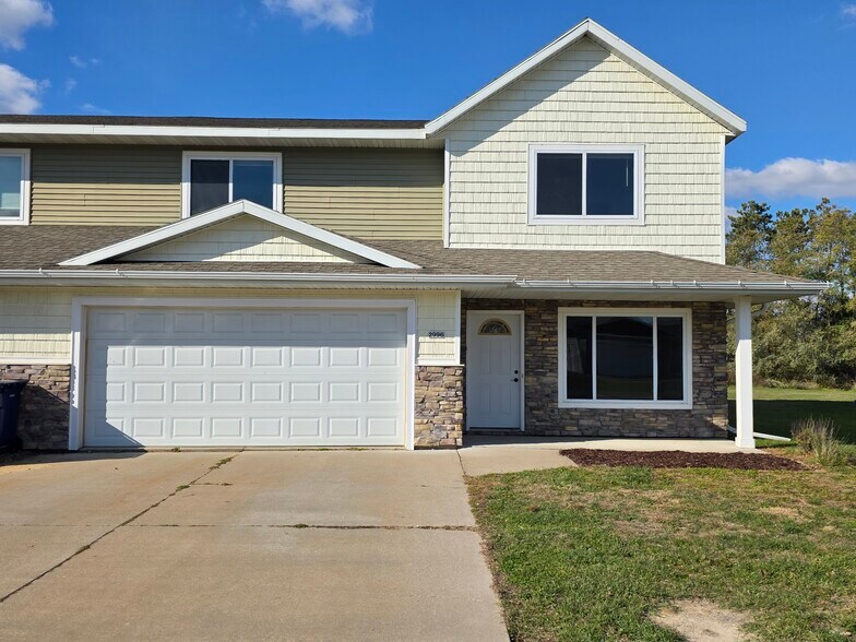 Building Photo - 2996 Icecap Rd