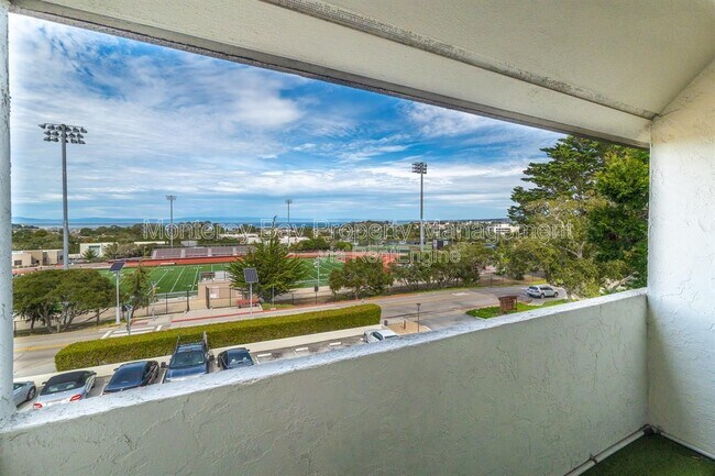 Building Photo - 500 Glenwood Cir